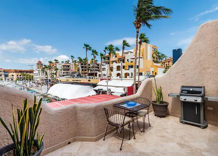 Marina Cabo Plaza Town & Cabo San Lucas