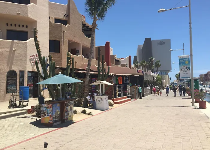 Marina Cabo Plaza Town &