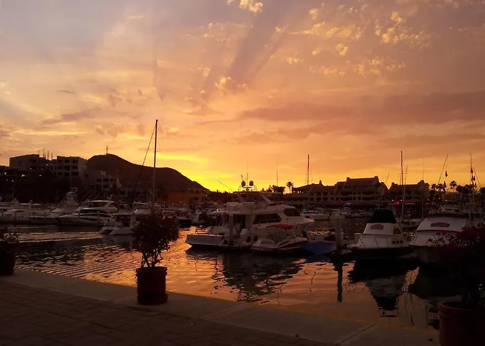 Marina Cabo Plaza Town & Apartment